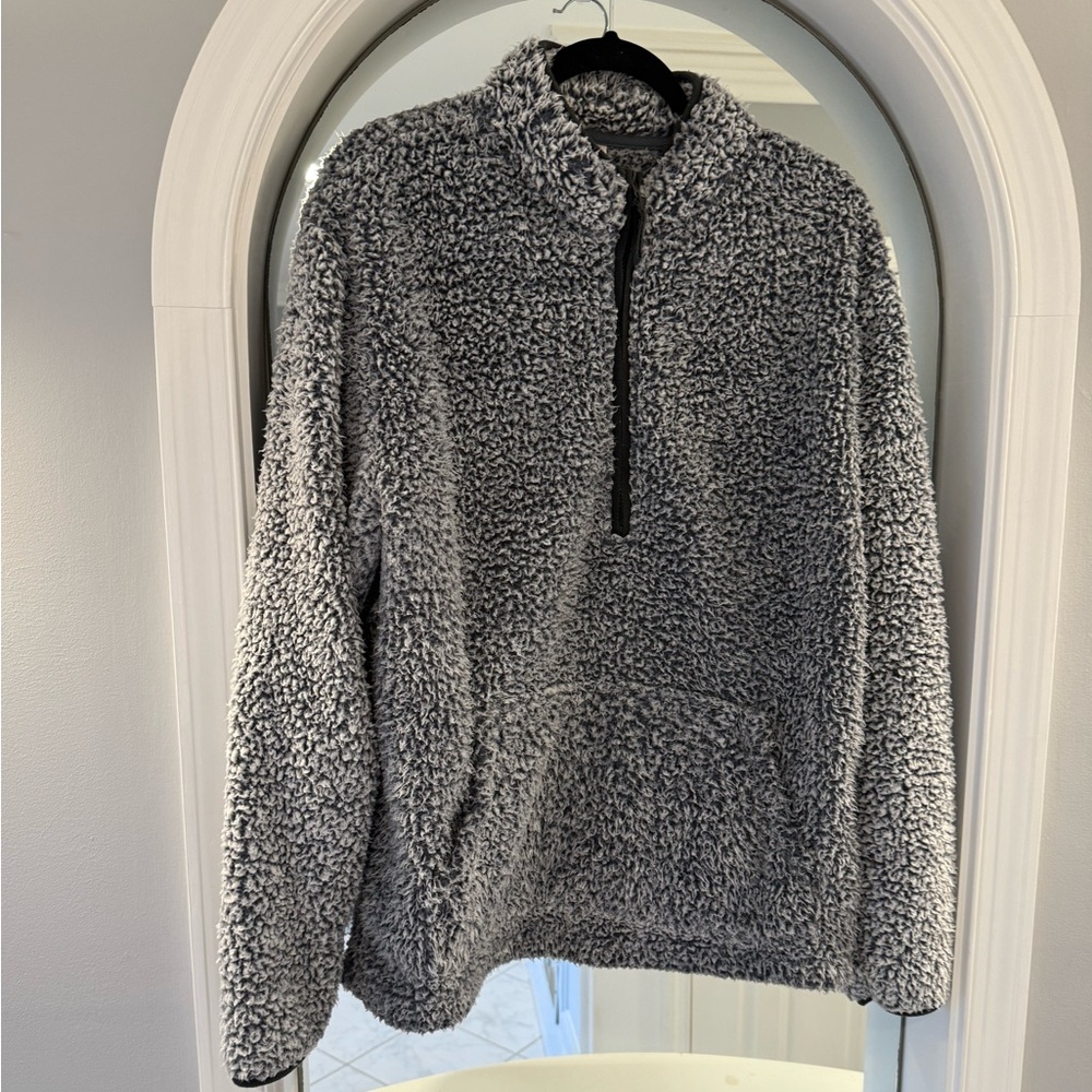 Men's Cozy Gray Zip-Up Sweater